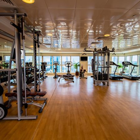 Grand Mercure Majlis Residences Abu Dabi Dış mekan fotoğraf A gym in a hotel