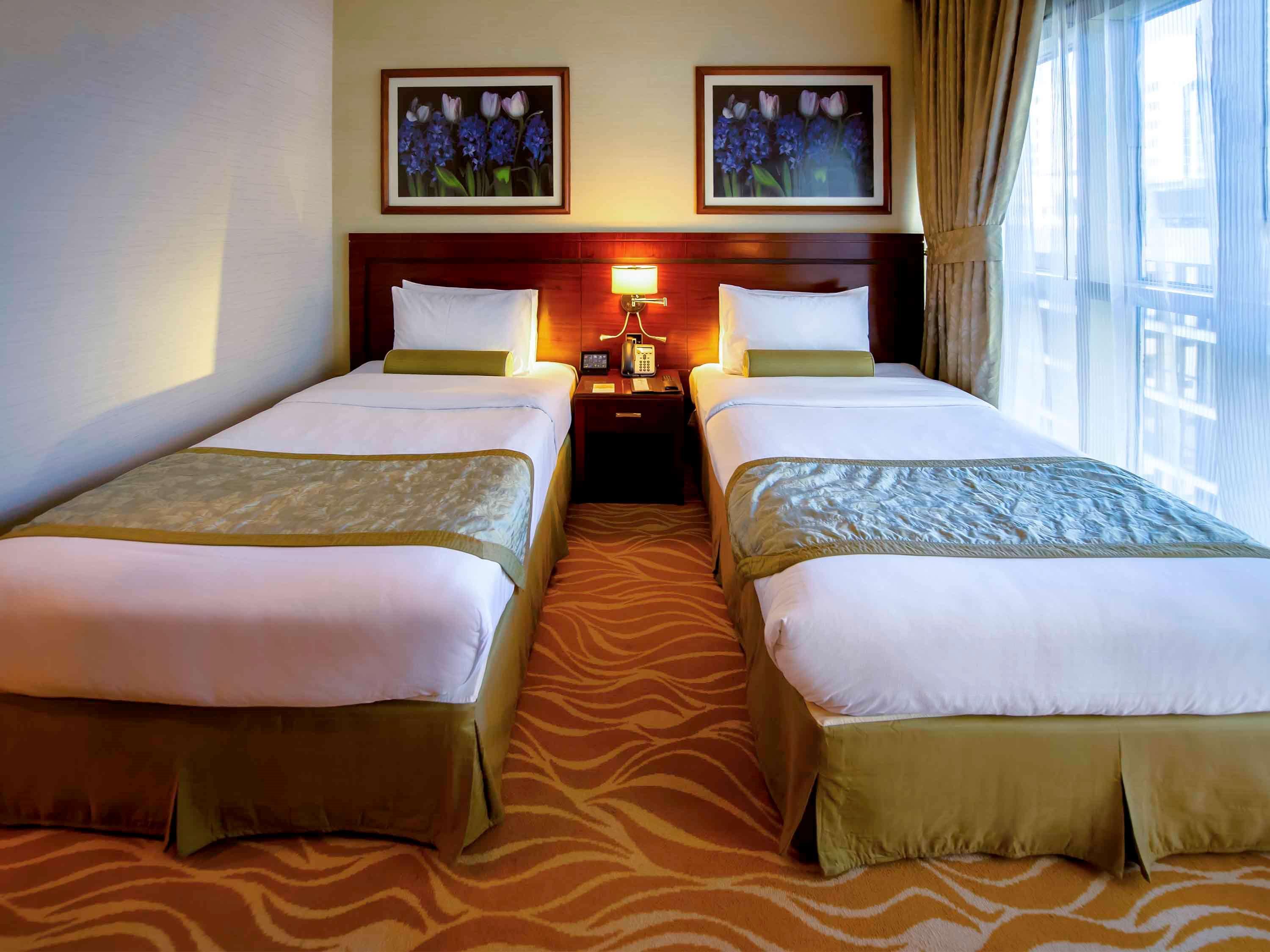 Grand Mercure Majlis Residences Abu Dabi Dış mekan fotoğraf A room at the hotel