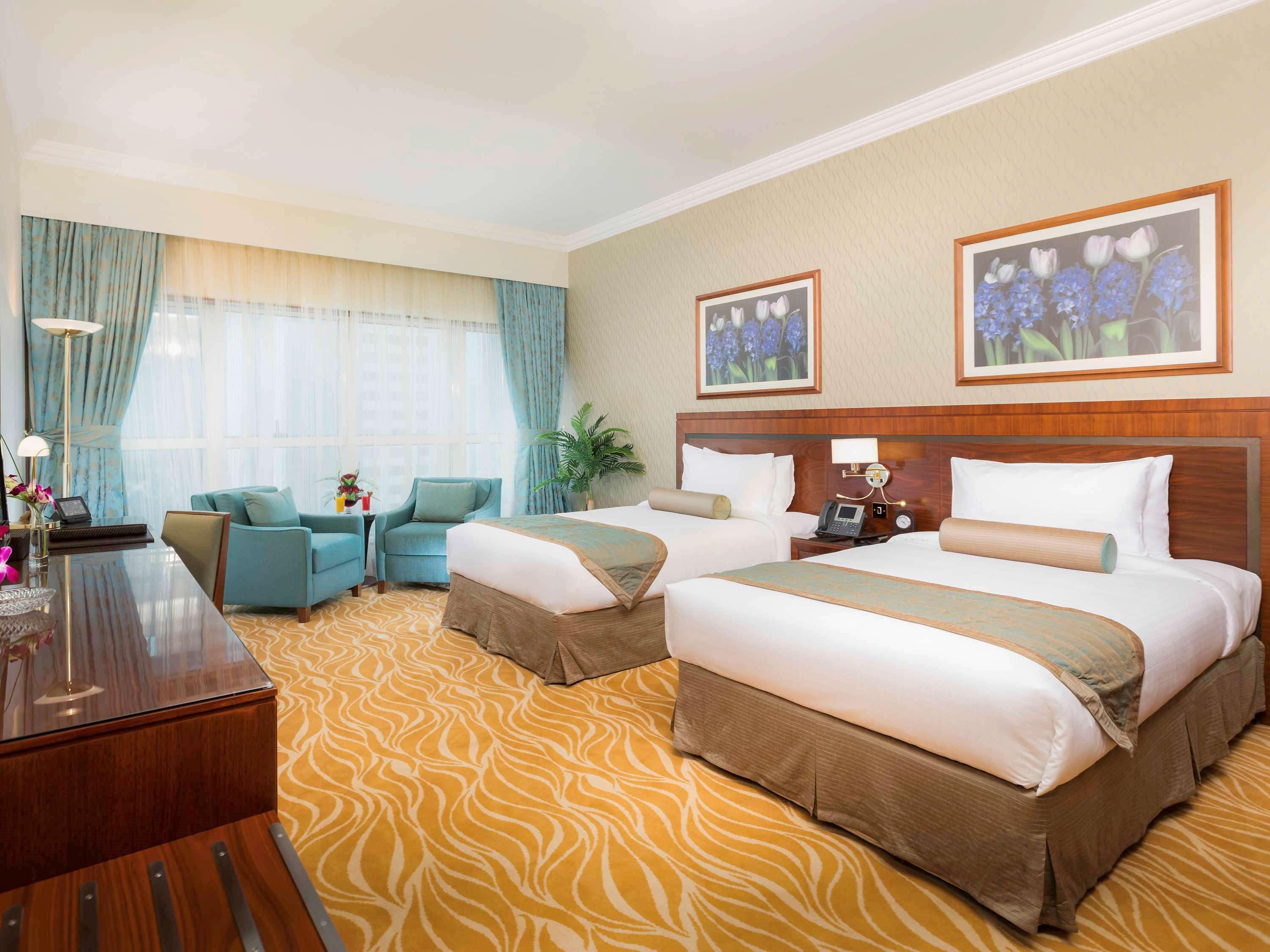 Grand Mercure Majlis Residences Abu Dabi Dış mekan fotoğraf A room at the hotel
