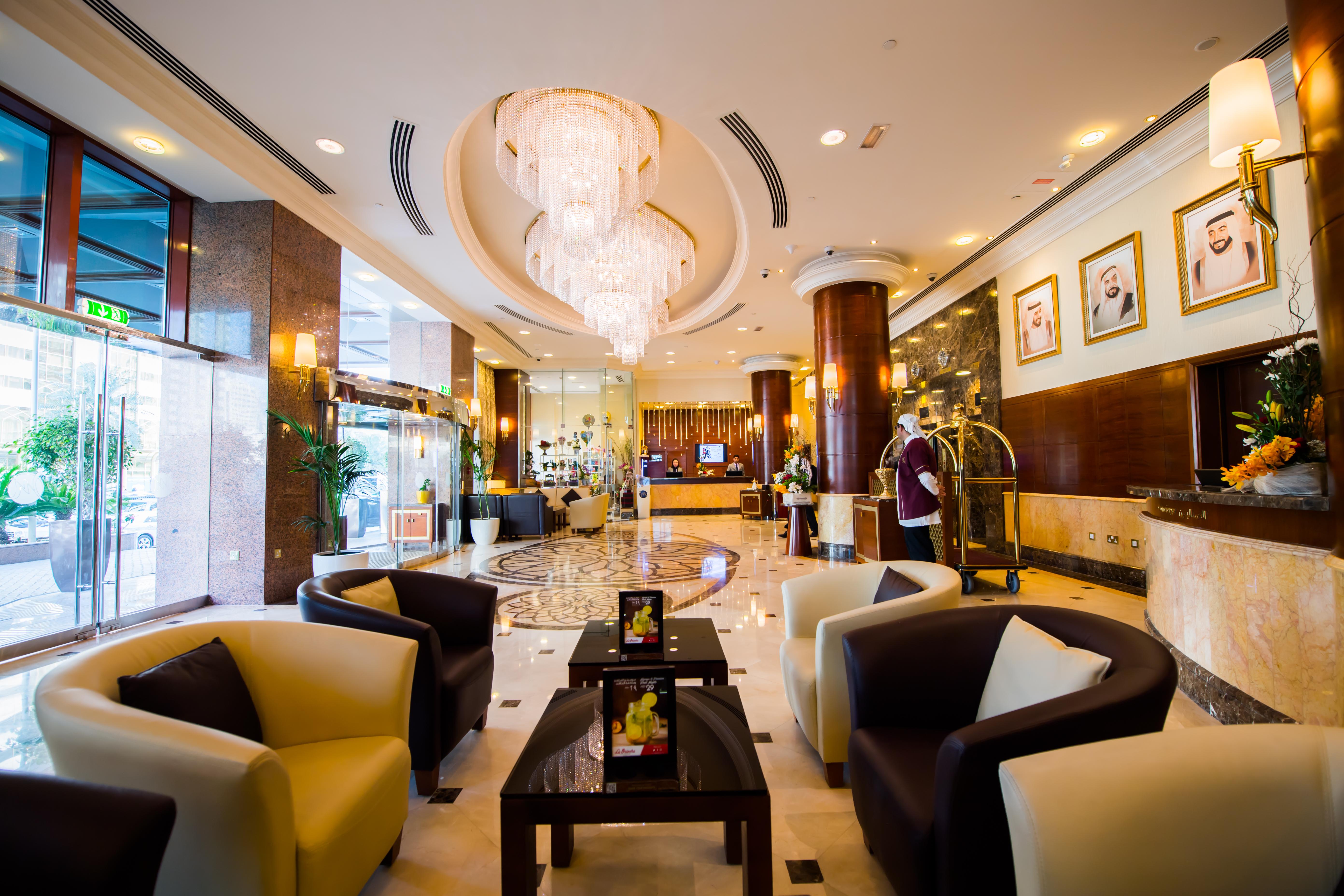 Grand Mercure Majlis Residences Abu Dabi Dış mekan fotoğraf Lobby
