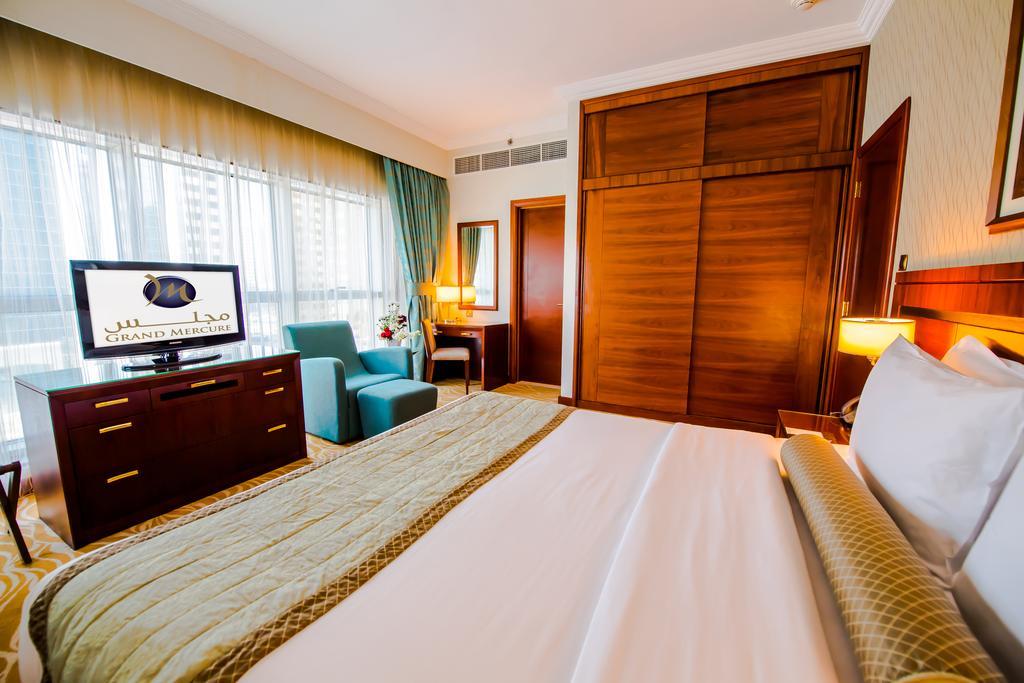 Grand Mercure Majlis Residences Abu Dabi Dış mekan fotoğraf